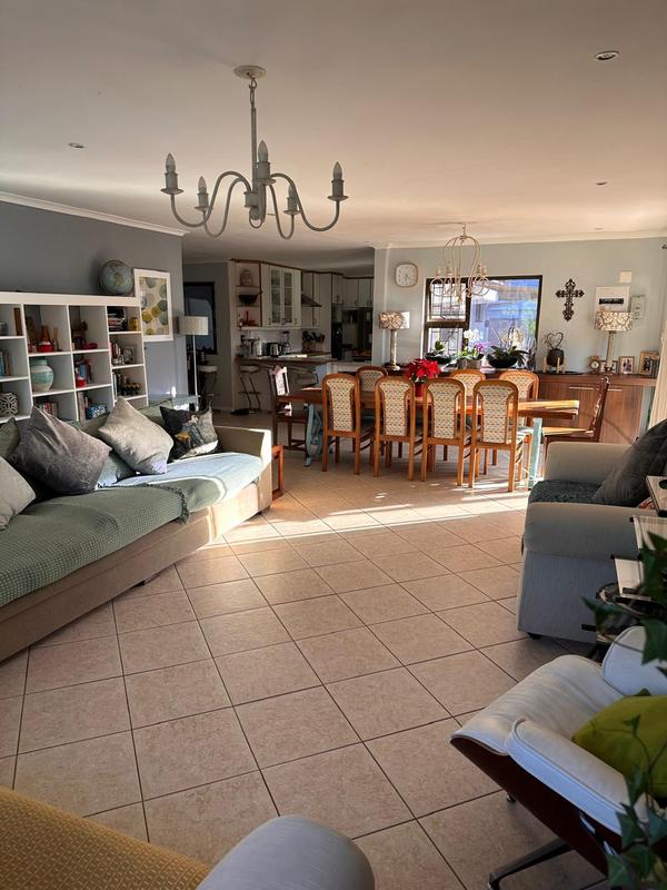 4 Bedroom Property for Sale in Fish Hoek Western Cape